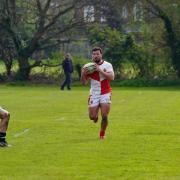 Joe Daniels attacks for Dagenham